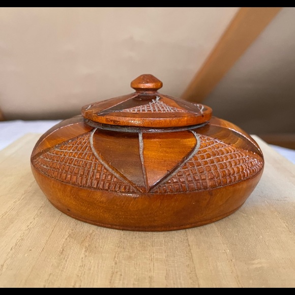Other - Vintage Round Wood Hand Carved Trinket Box With Top